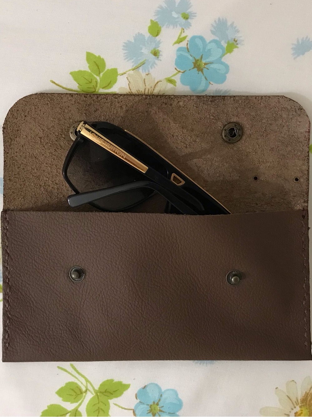 Handmade Genuine Brown Leather Men's Sunglasses Case